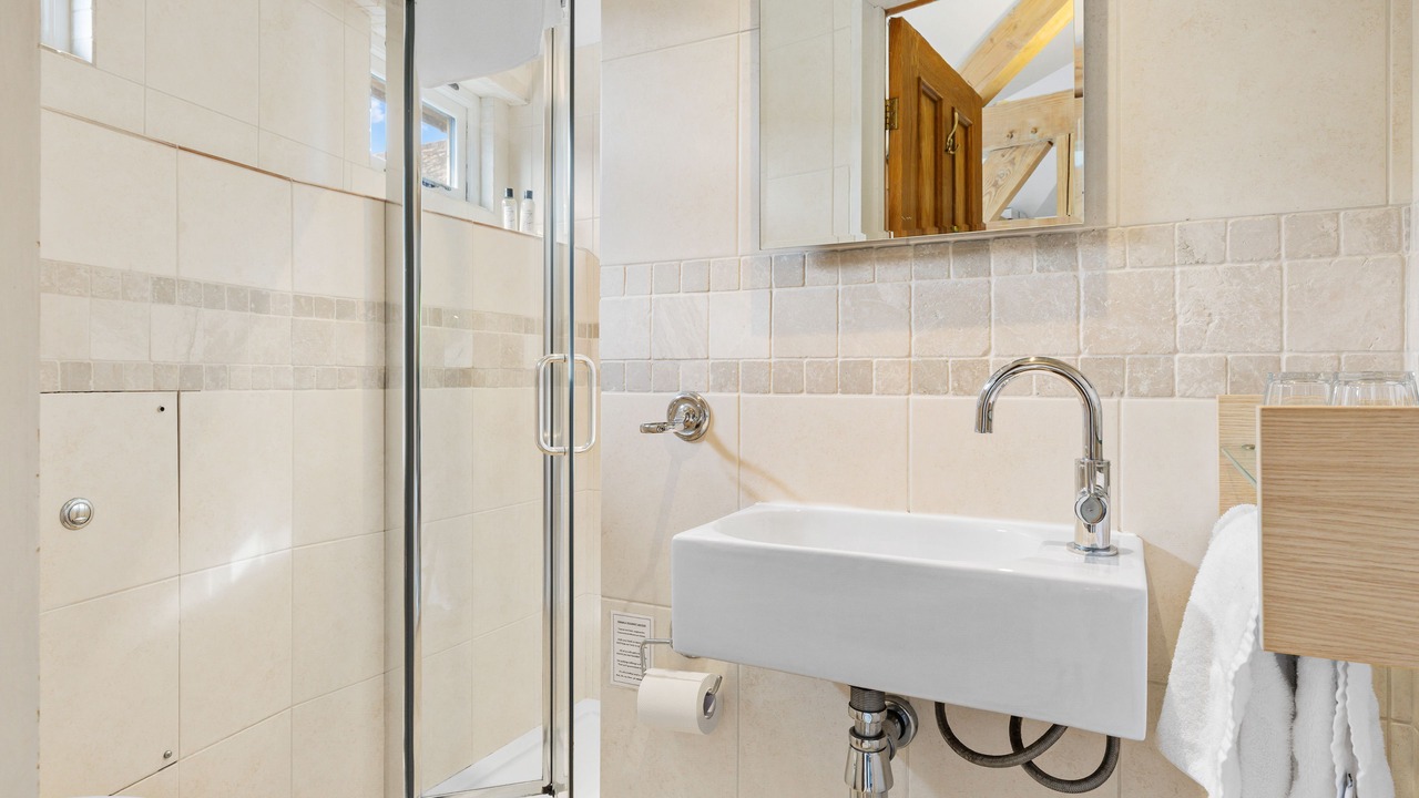 Photo of Bathroom in Dittisham