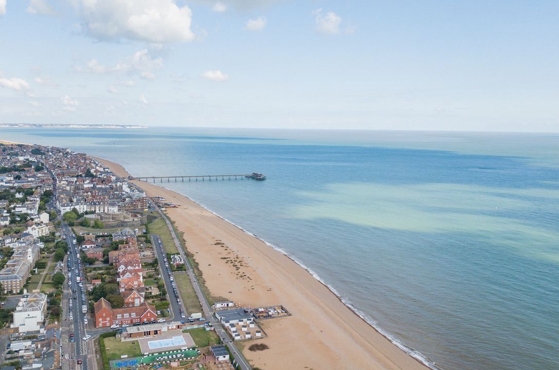 Photo of Others in Deal