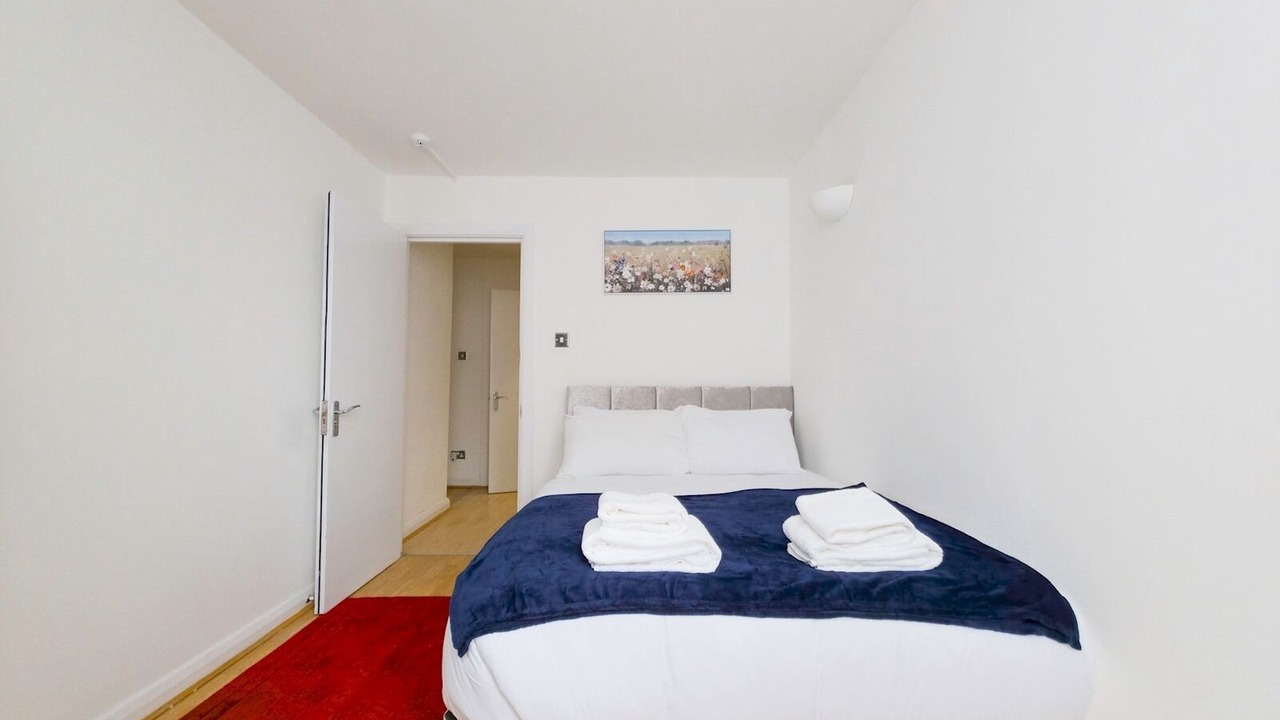 Photo of Bedroom in Shadwell