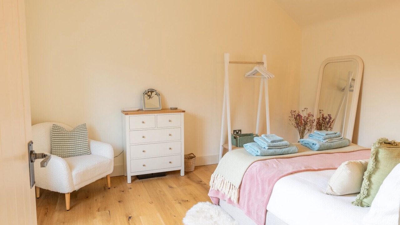 Photo of Bedroom in Burford