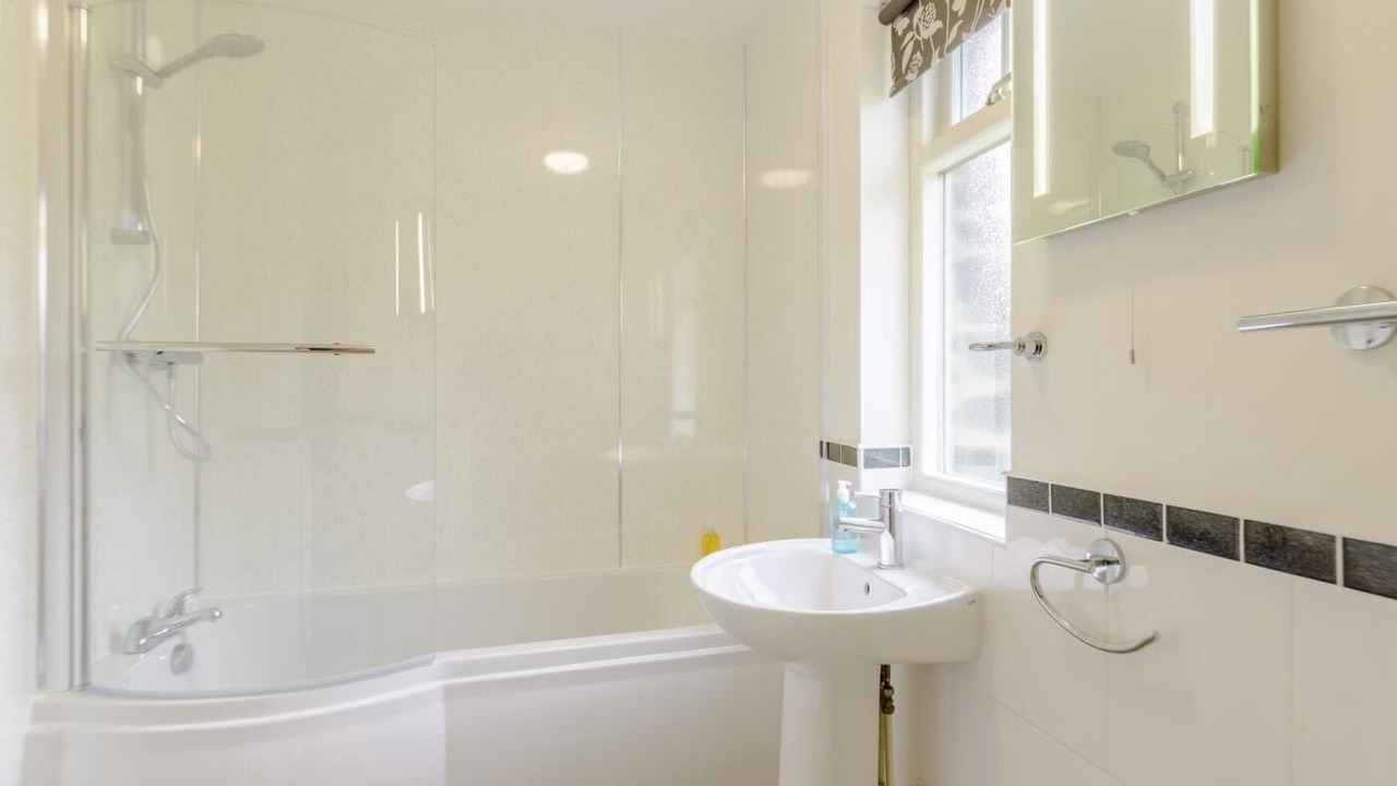 Photo of Bathroom in Newton by the Sea