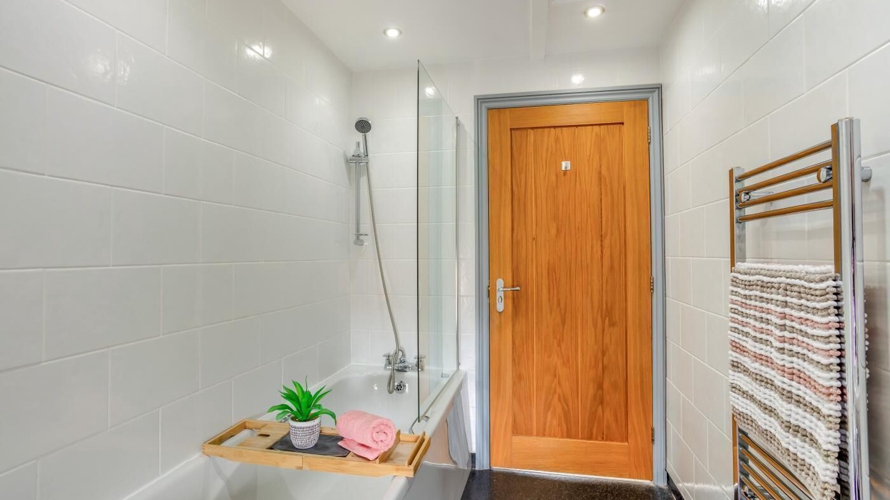Photo of Bathroom in Holsworthy