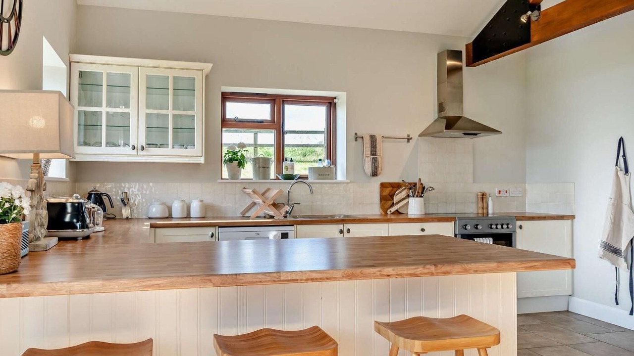 Photo of Kitchen in Corton Denham