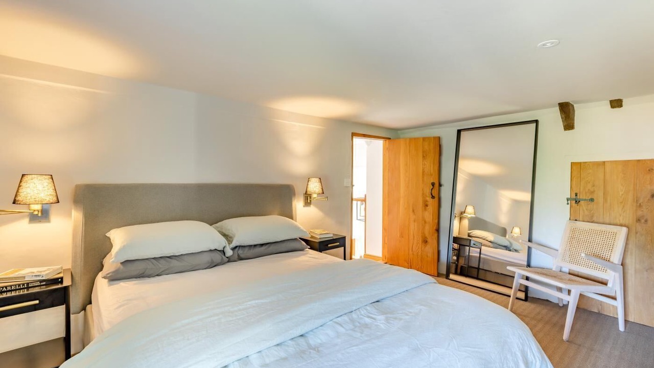 Photo of Bedroom in South Perrott
