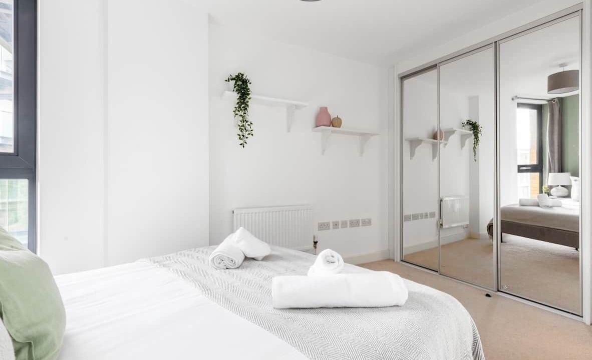 Photo of Bedroom in Rotherhithe
