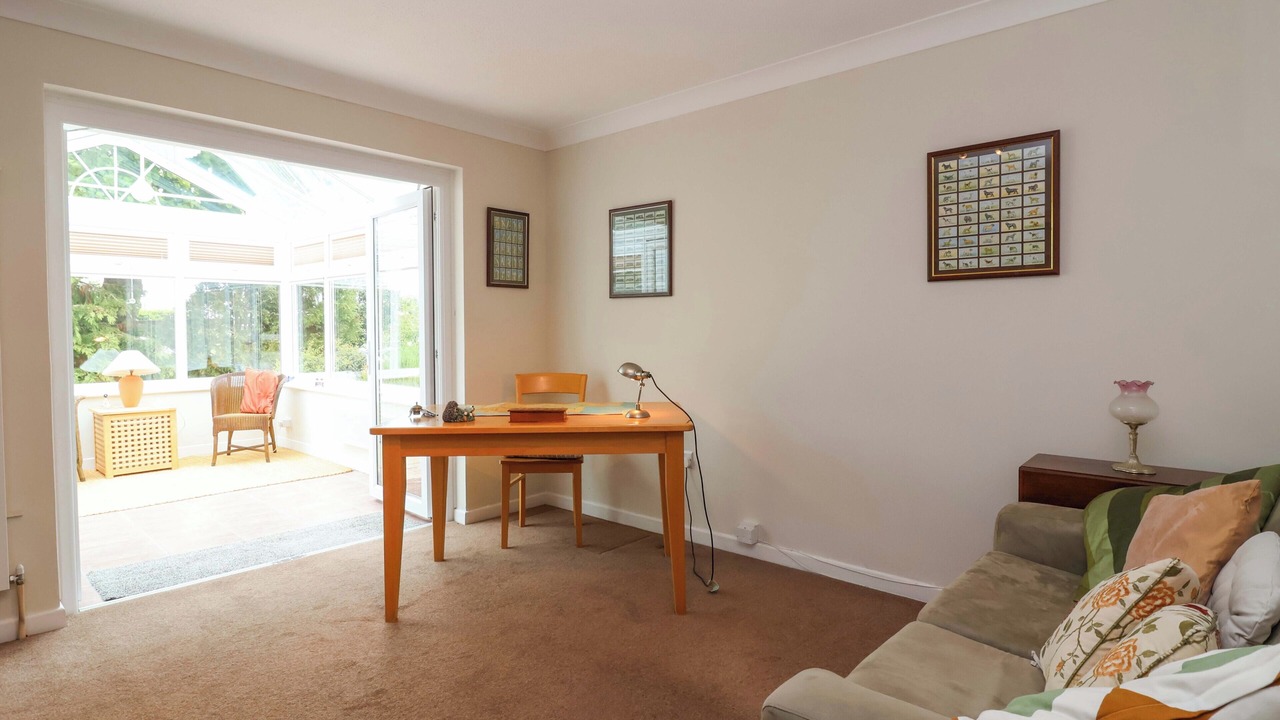 Photo of Livingroom in Watchet