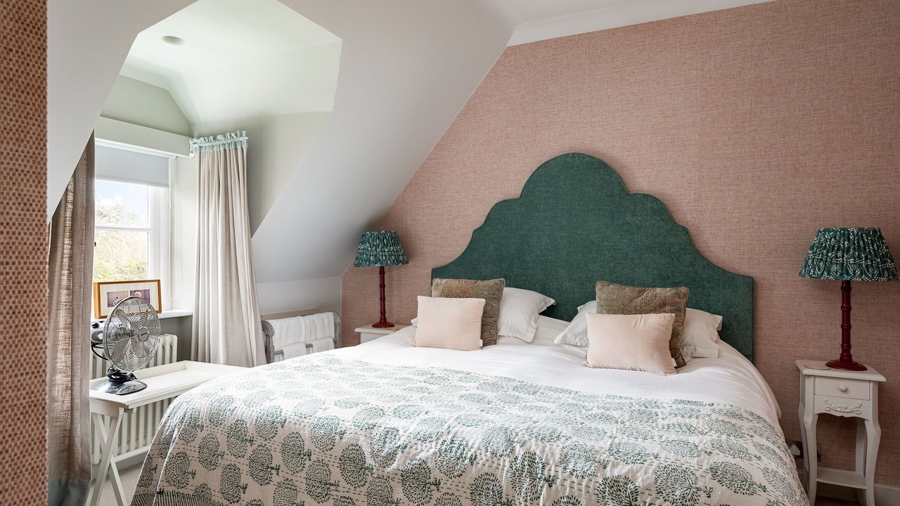 Photo of Bedroom in Lychpit