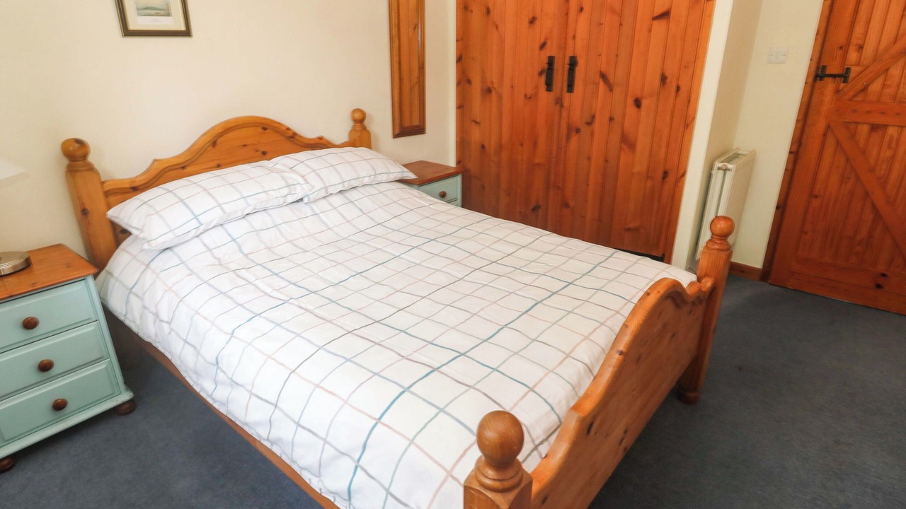 Photo of Bedroom in Cury