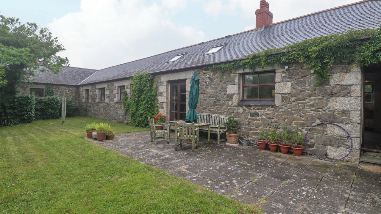 Photo of Outdoor in Cury