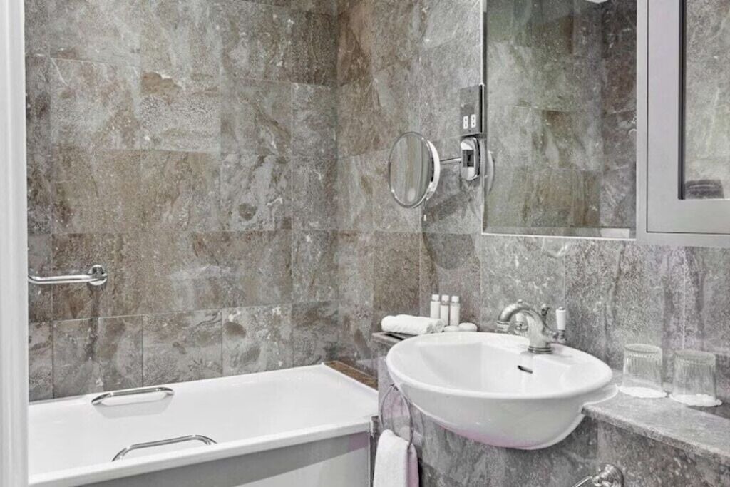 Photo of Bathroom in City of Westminster
