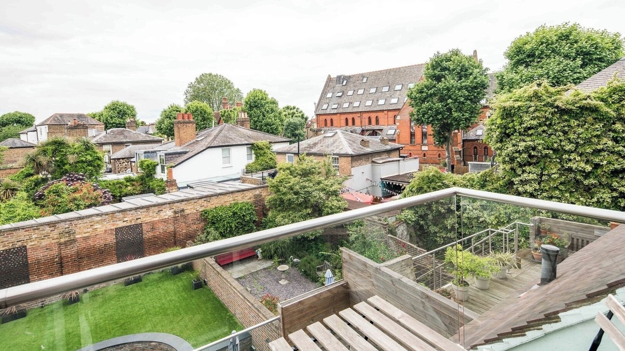 Photo of Outdoor in Ravenscourt Park
