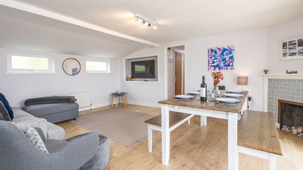 Photo of Livingroom in Pembroke