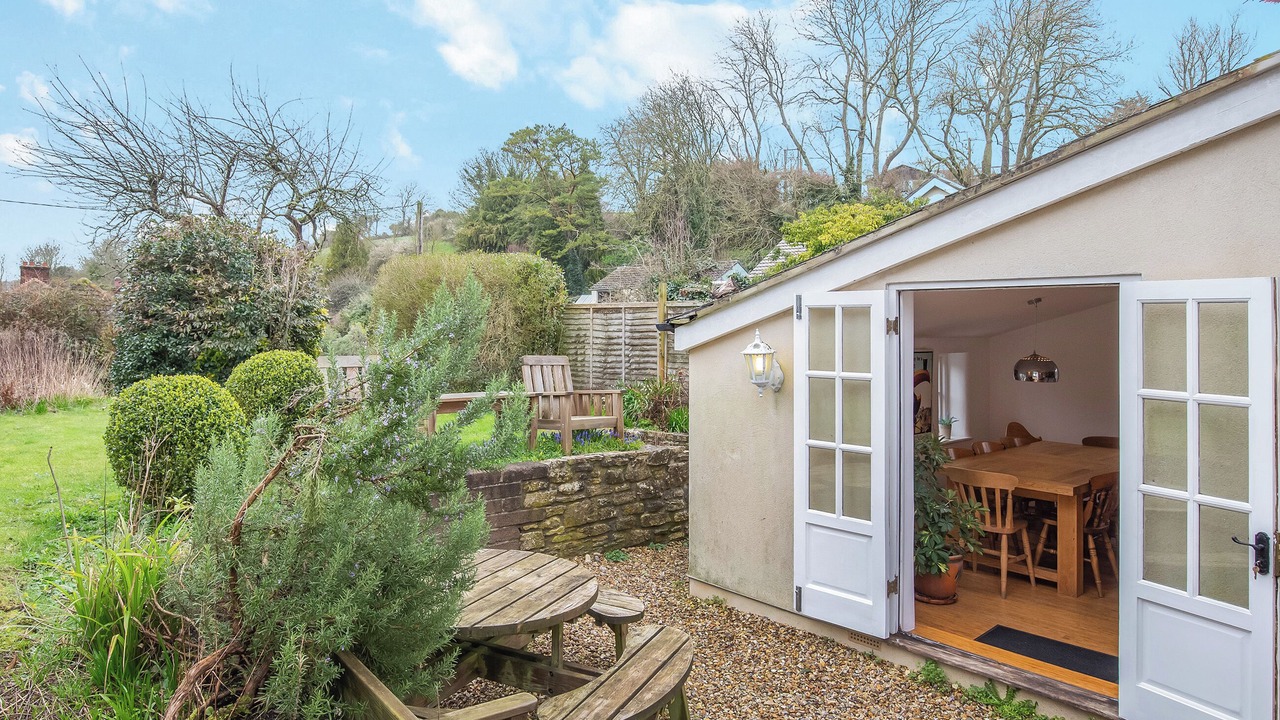 Photo of Outdoor in Holworth
