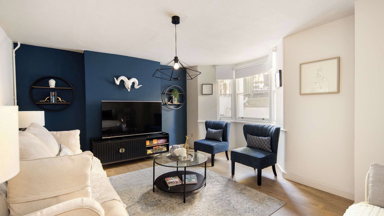 Photo of Livingroom in Kennington