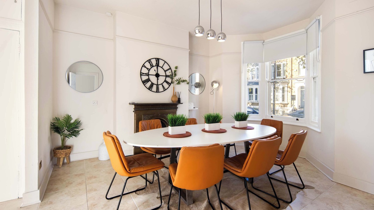 Photo of Livingroom in Kennington