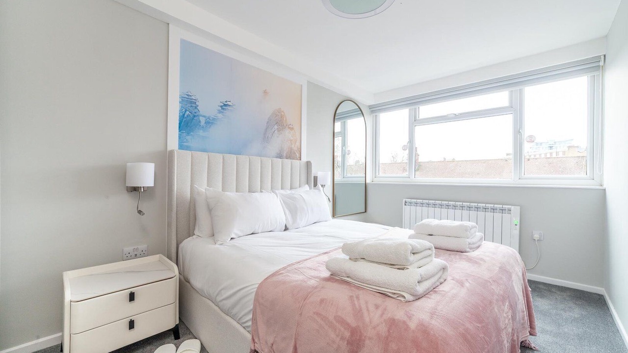 Photo of Bedroom in Elephant and Castle