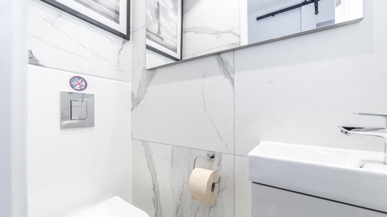 Photo of Bathroom in Elephant and Castle