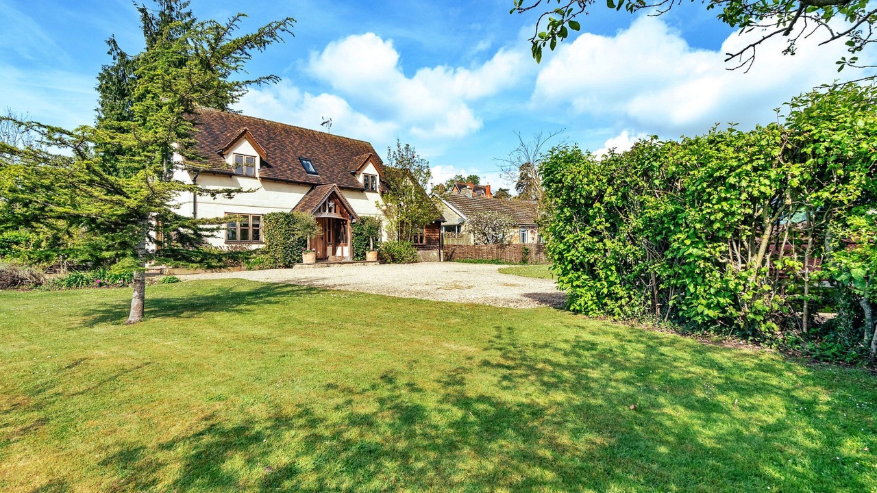 Photo of Others in Beckford