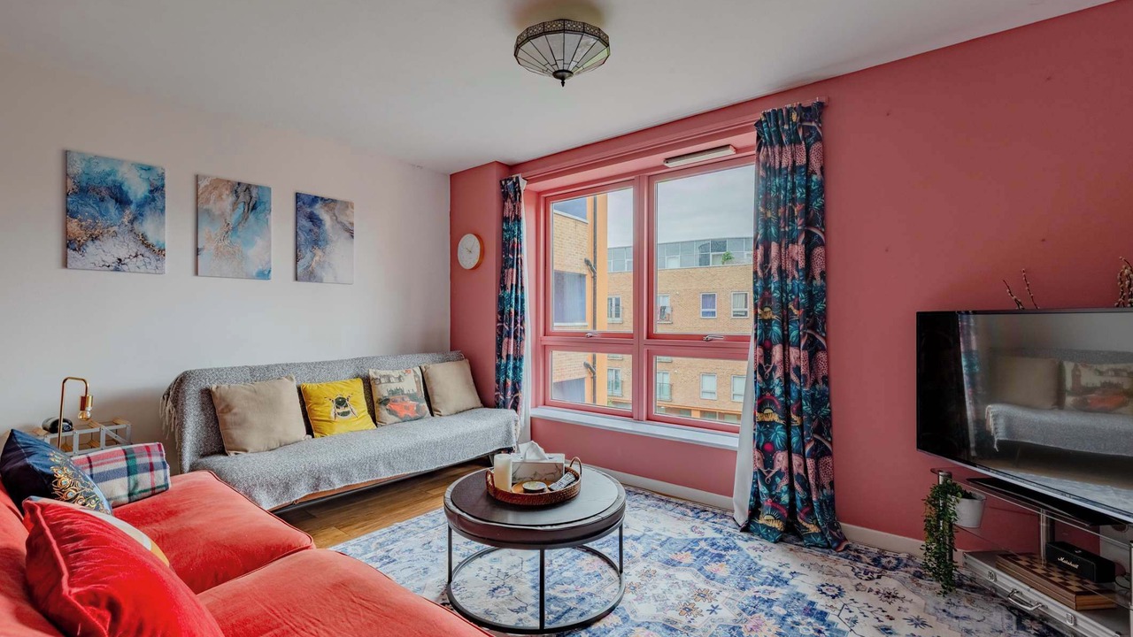 Photo of Livingroom in Shadwell