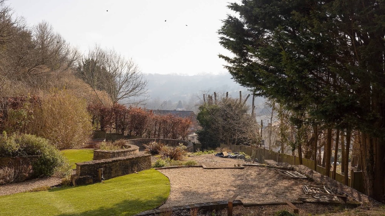 Photo of Outdoor in Stroud