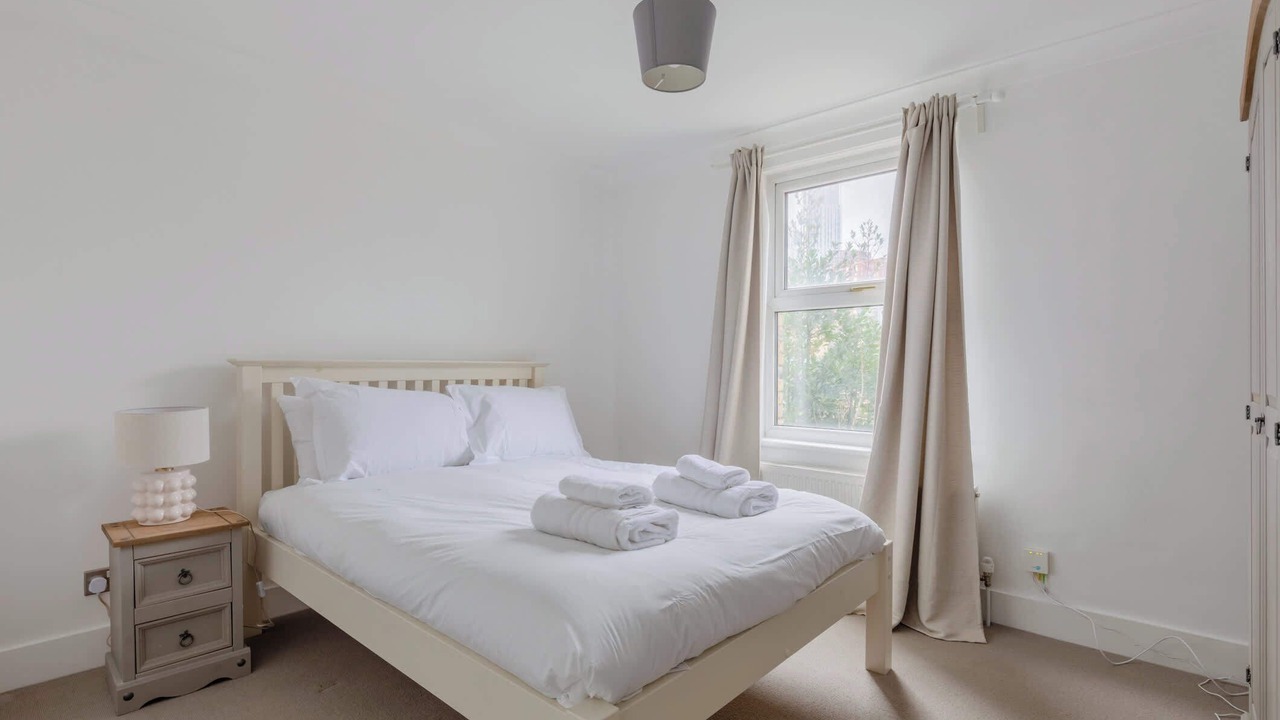 Photo of Bedroom in Vauxhall