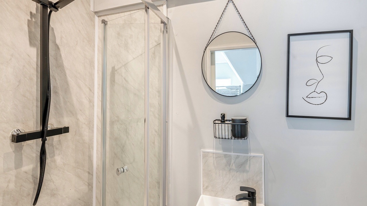 Photo of Bathroom in Cliftonville