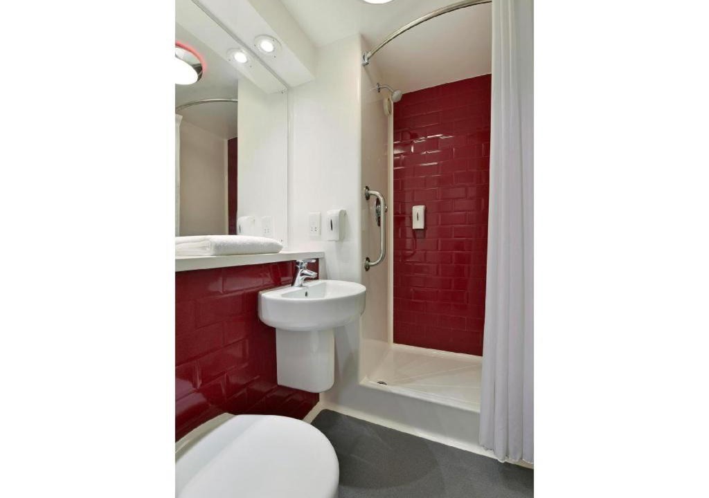 Photo of Bathroom in Wadebridge