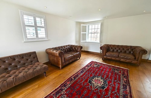 Forest Row Cottage | 3 Bed in Forest Row (oc-h43282)