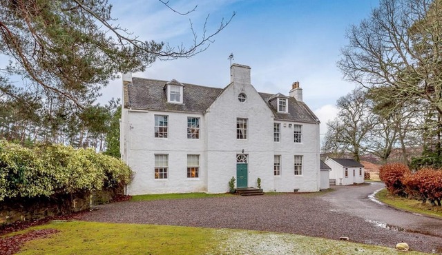 9 Bed in Whitebridge (oc-ca100)